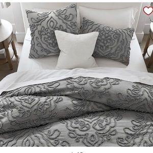 Grey Renee Candlewick Sateen Duvet Cover - King/Cal King - Pottery Barn unused